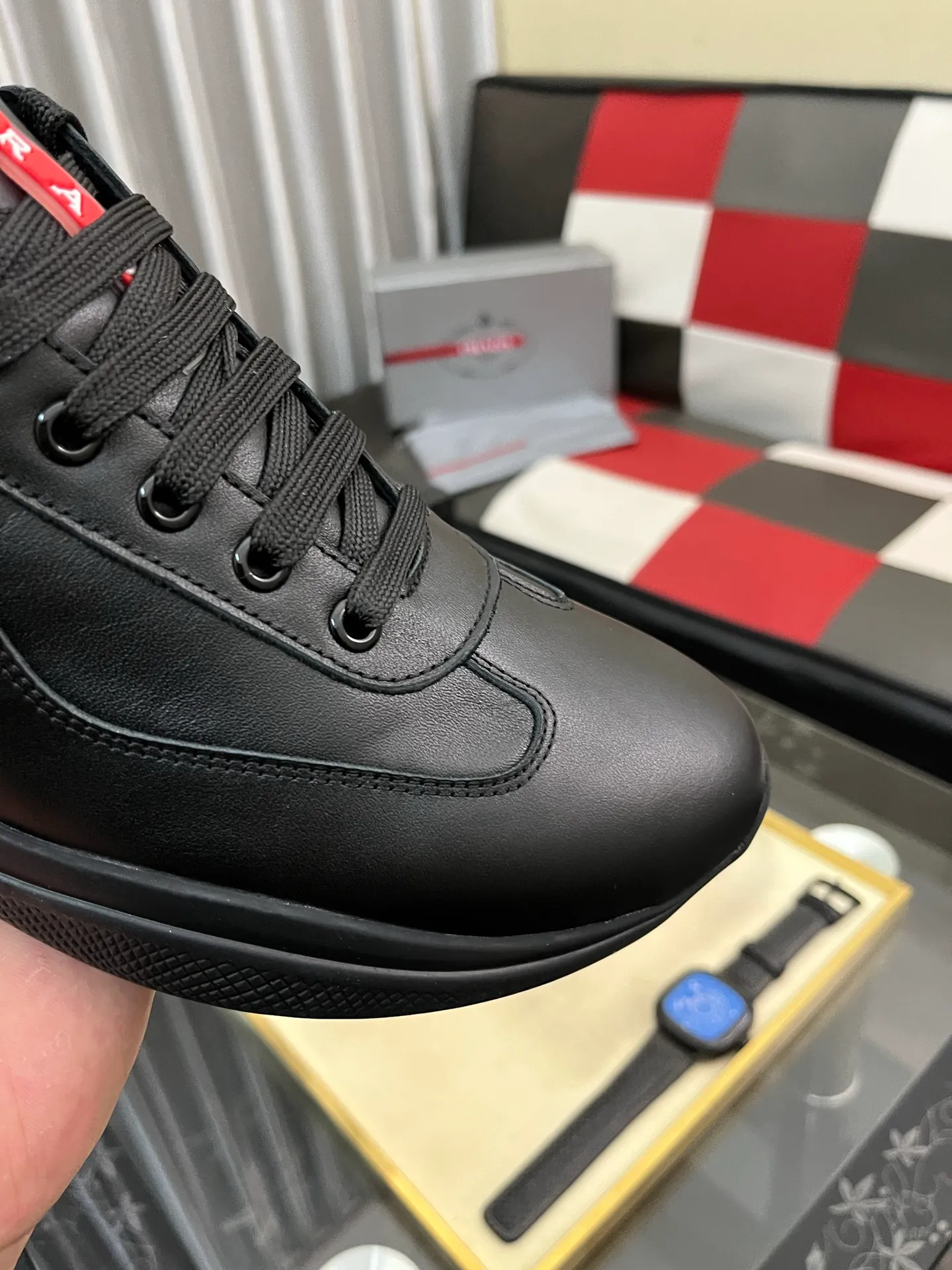 Men's shoes 💰400⌚️⌚️【PRADA】Prada casual shoes, originally developed 1:1, made of high-mercerized cowhide with imported cowhide, silk sheepskin lining, rubber outsole, comfortable and soft on the foot, size: 38-442️⃣Colors available